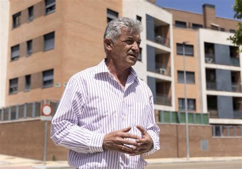 okupas en arroyo de la encomienda|Okupan más de 40 viviendas en una comunidad de Valladolid y。